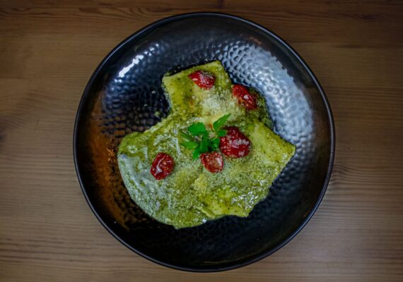 Pasta rellena al Pesto